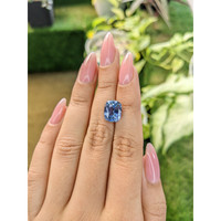 6.02 Ct. Blue Sapphire from Ceylon (Sri Lanka) Life Style