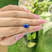 3.20 Ct. Blue Sapphire from Ceylon (Sri Lanka) Life Style