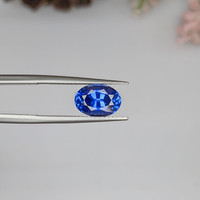 3.20 Ct. Blue Sapphire from Ceylon (Sri Lanka) Life Style