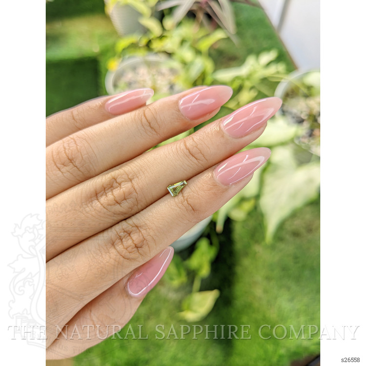 0.42 Ct. Greenish Yellow Sapphire from Ceylon (Sri Lanka)