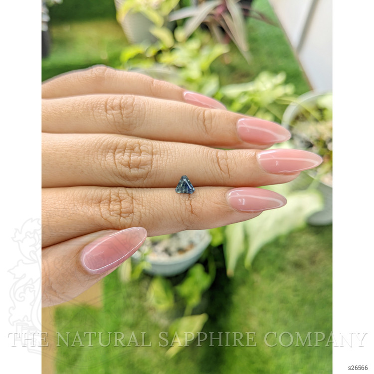 0.73 Ct. Bi Color Sapphire from Ceylon (Sri Lanka)