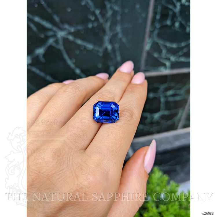 12.72 Ct. Blue Sapphire from Ceylon (Sri Lanka)