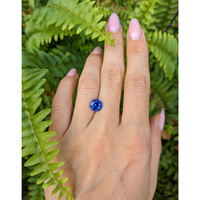 2.27 Ct. Blue Sapphire from Ceylon (Sri Lanka) Life Style