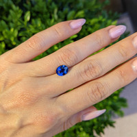 2.04 Ct. Blue Sapphire from Ceylon (Sri Lanka) Life Style