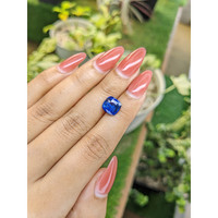 3.70 Ct. Blue Sapphire from Ceylon (Sri Lanka) Life Style