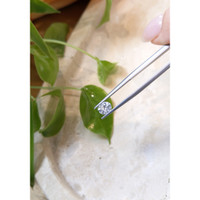 0.90 Ct. White Sapphire from Ceylon (Sri Lanka) Life Style