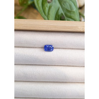 2.30 Ct. Blue Sapphire from Ceylon (Sri Lanka) Life Style