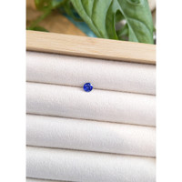0.41 Ct. Blue Sapphire from Ceylon (Sri Lanka) Life Style