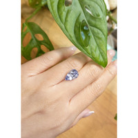 4.70 Ct. Blue Sapphire from Ceylon (Sri Lanka) Life Style