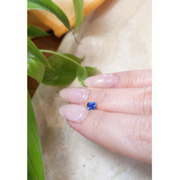 0.50 Ct. Blue Sapphire from Ceylon (Sri Lanka) Life Style