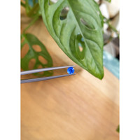 0.45 Ct. Blue Sapphire from Ceylon (Sri Lanka) Life Style