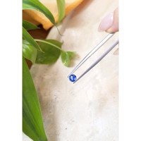 0.51 Ct. Blue Sapphire from Ceylon (Sri Lanka) Life Style