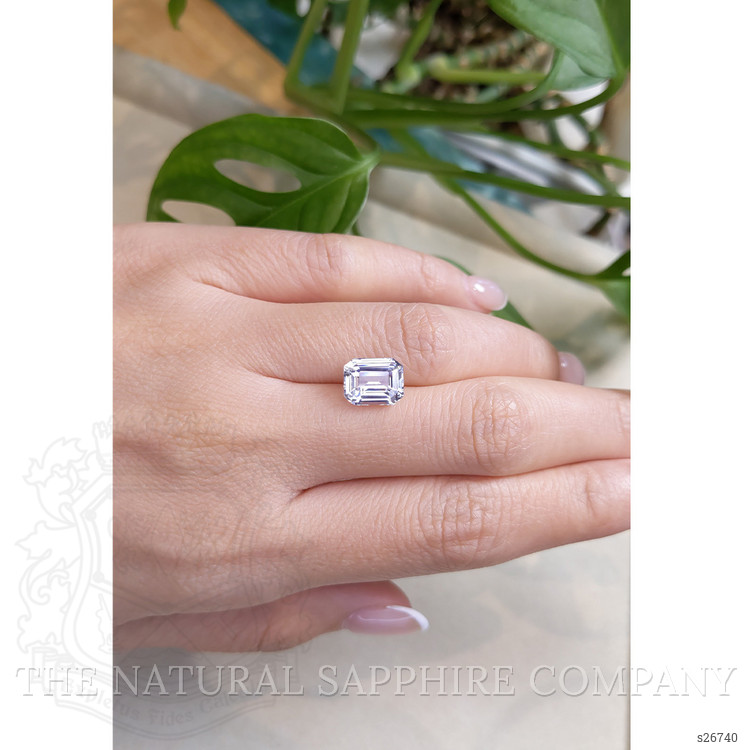 4.51 Ct. White Sapphire from Ceylon (Sri Lanka)