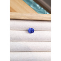 4.15 Ct. Blue Sapphire from Ceylon (Sri Lanka) Life Style