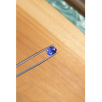 4.15 Ct. Blue Sapphire from Ceylon (Sri Lanka) Life Style