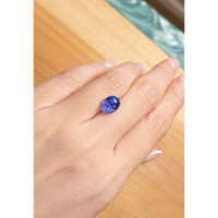 4.15 Ct. Blue Sapphire from Ceylon (Sri Lanka) Life Style
