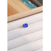 3.04 Ct. Blue Sapphire from Ceylon (Sri Lanka) Life Style