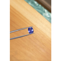 3.04 Ct. Blue Sapphire from Ceylon (Sri Lanka) Life Style