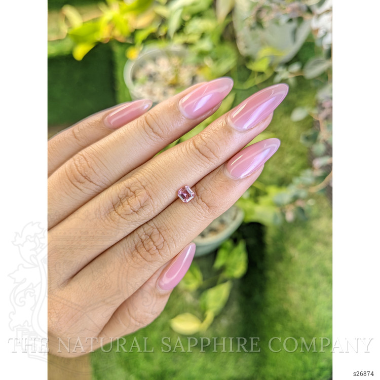 0.59 Ct. Pink Sapphire from Ceylon (Sri Lanka)