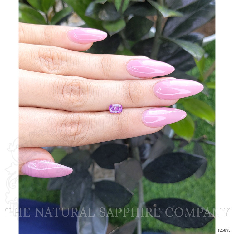 1.05 Ct. Pink Sapphire from Ceylon (Sri Lanka)