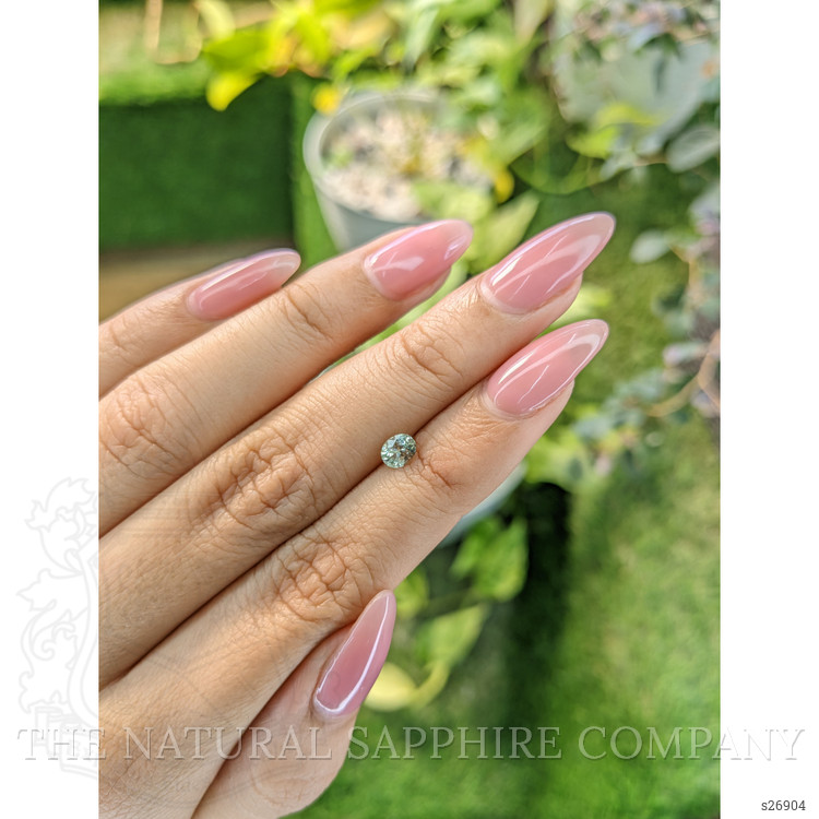 0.46 Ct. Green Sapphire from Ceylon (Sri Lanka)