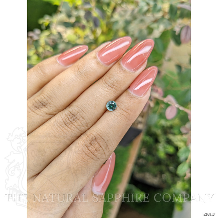 0.67 Ct. Green Sapphire from Ceylon (Sri Lanka)