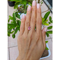 4.03 Ct. Padparadscha Sapphire from Ceylon (Sri Lanka) Life Style