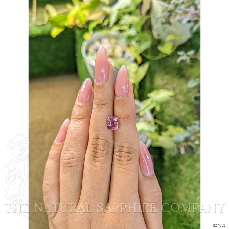 1.97 Ct. Pink Sapphire from Ceylon (Sri Lanka)