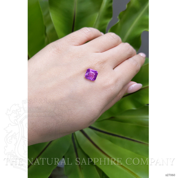 3.94 Ct. Purplish Pink Sapphire from Ceylon (Sri Lanka)