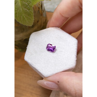 1.52 Ct. Pinkish Purple Sapphire from Ceylon (Sri Lanka) Life Style