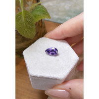 3.02 Ct. Purple Sapphire from Ceylon (Sri Lanka) Life Style