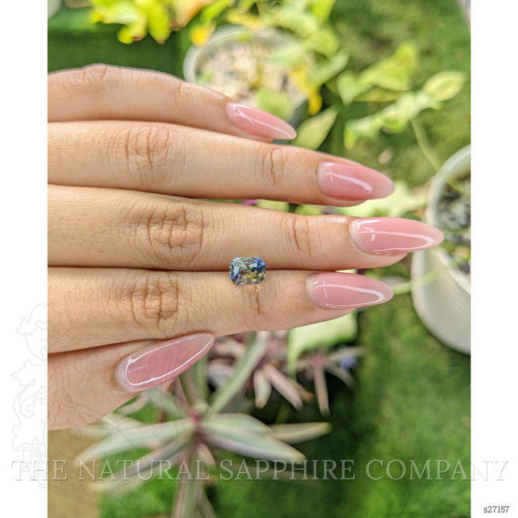 2.47 Ct. Bi Color Sapphire from Ceylon (Sri Lanka)
