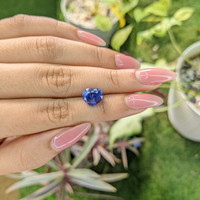3.98 Ct. Blue Sapphire from Ceylon (Sri Lanka) Life Style