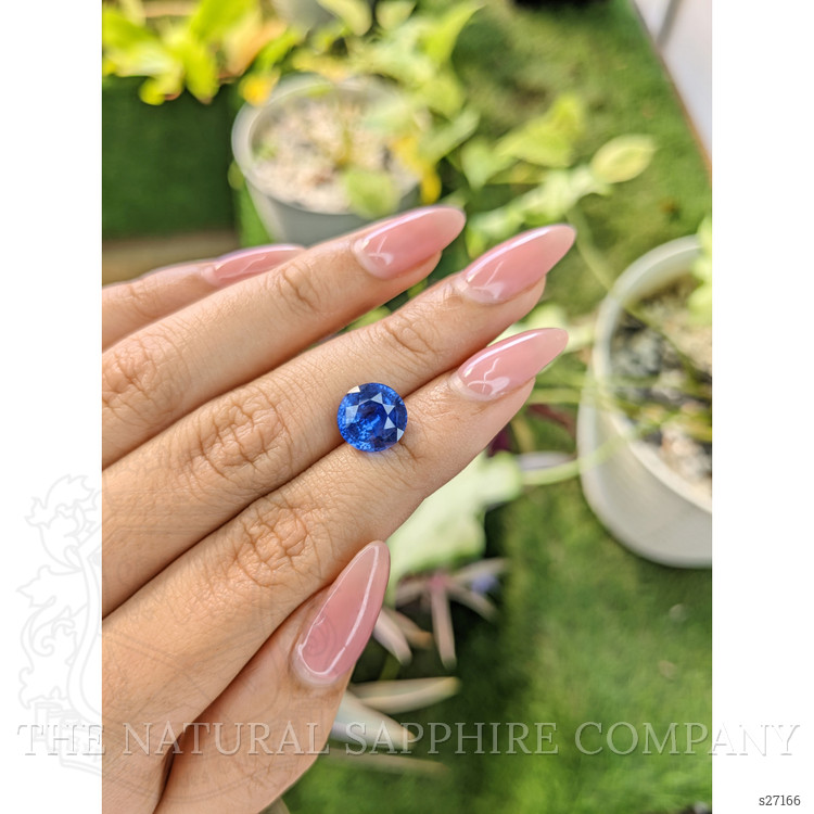 4.04 Ct. Blue Sapphire from Ceylon (Sri Lanka)