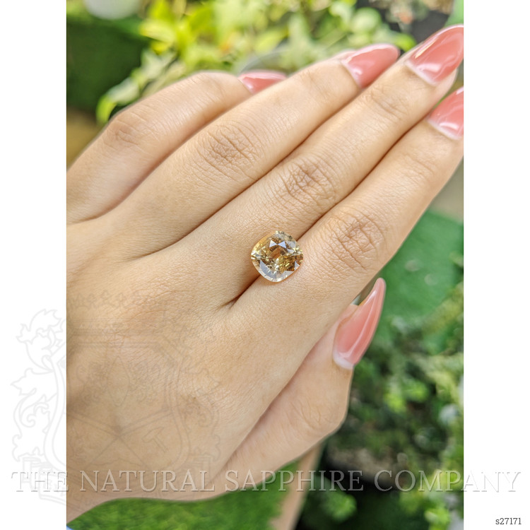 4.68 Ct. Peach Sapphire from Ceylon (Sri Lanka)