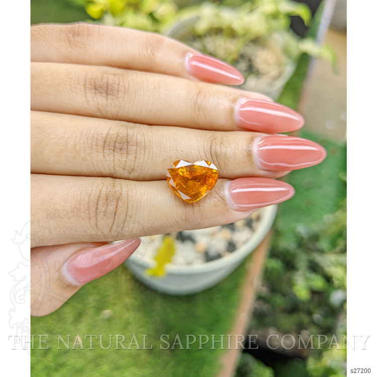 8.47 Ct. Orange Sapphire from Ceylon (Sri Lanka)