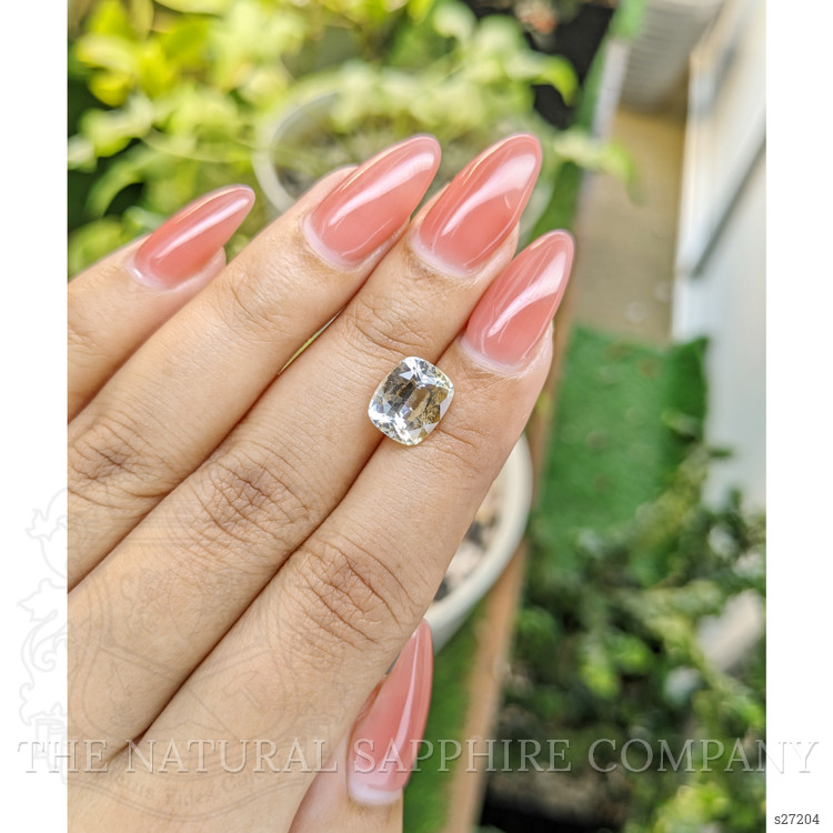 4.19 Ct. Bi Color Sapphire from Ceylon (Sri Lanka)