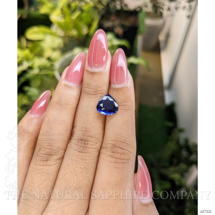 3.22 Ct. Blue Sapphire from Ceylon (Sri Lanka)