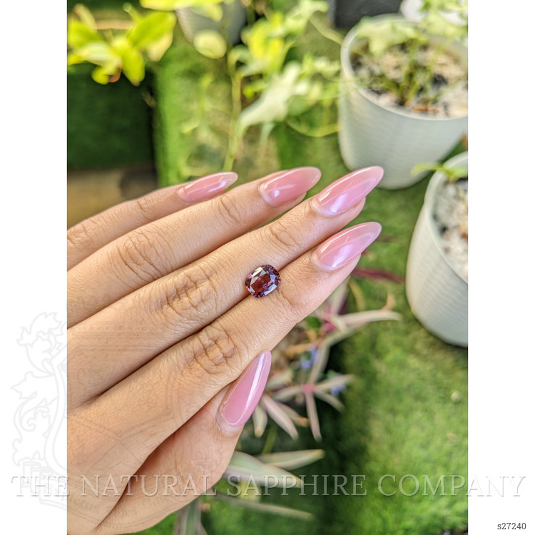 2.01 Ct. Pink Sapphire from Ceylon (Sri Lanka)
