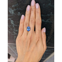 6.84 Ct. Bi Color Sapphire from Ceylon (Sri Lanka) Life Style
