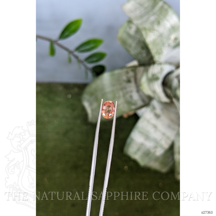 2.69 Ct. Padparadscha Sapphire from Ceylon (Sri Lanka)