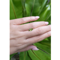 1.16 Ct. Green Sapphire from Ceylon (Sri Lanka) Life Style
