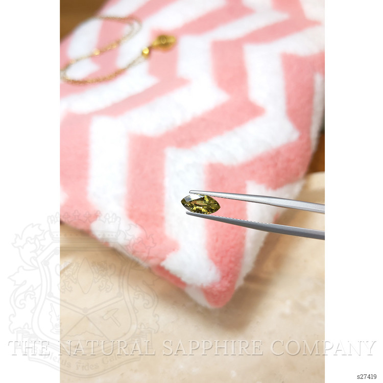 1.18 Ct. Greenish Yellow Sapphire from Ceylon (Sri Lanka)