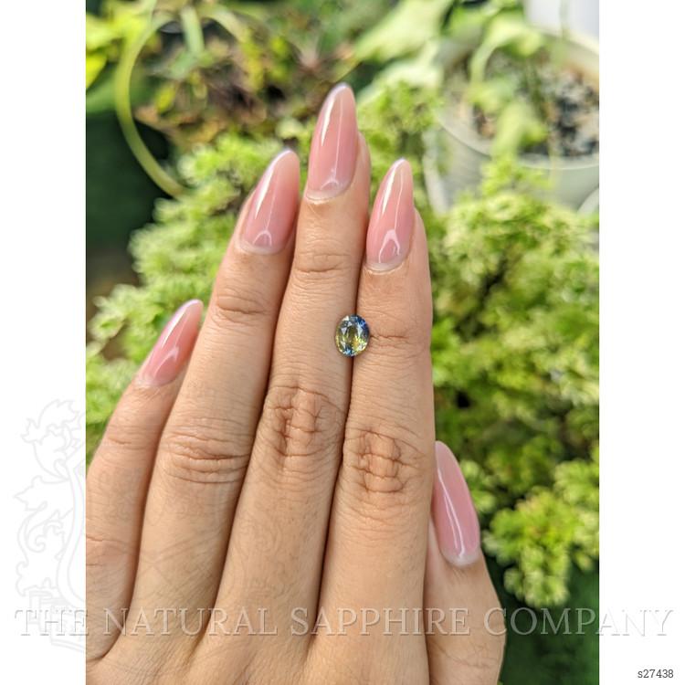 1.11 Ct. Bi Color Sapphire from Ceylon (Sri Lanka)