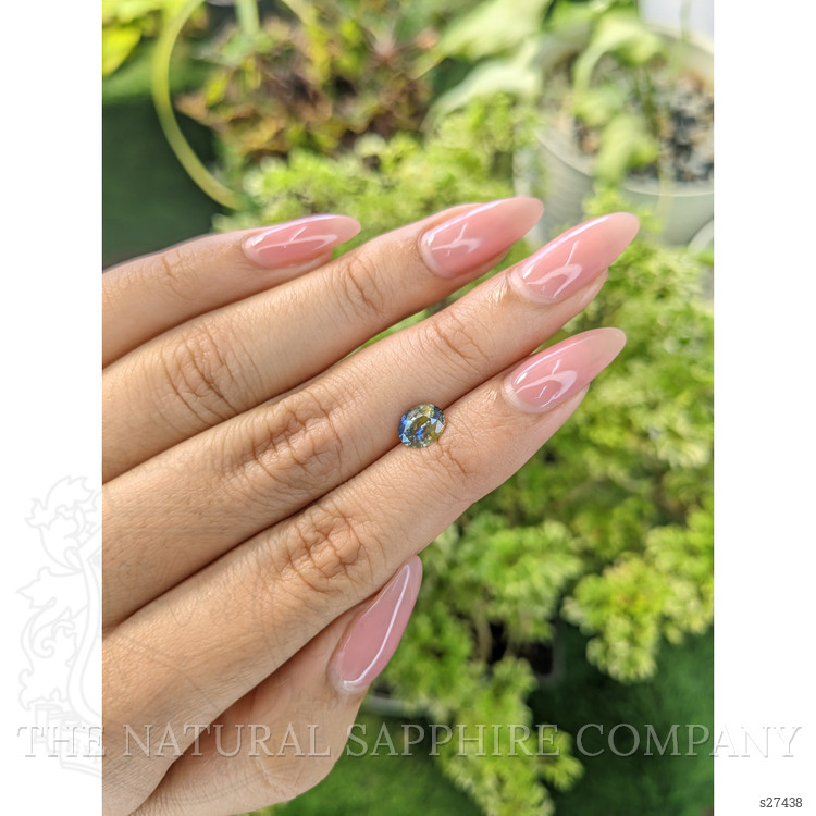 1.11 Ct. Bi Color Sapphire from Ceylon (Sri Lanka)