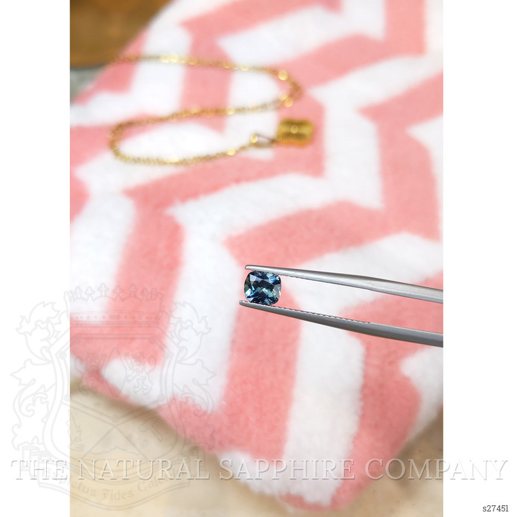 1.05 Ct. Greenish Blue Sapphire from Montana