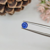 0.58 Ct. Blue Sapphire from Ceylon (Sri Lanka) Life Style