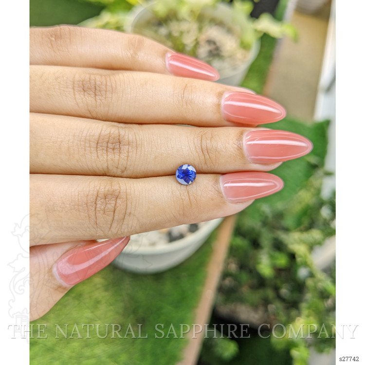 0.98 Ct. Blue Sapphire from Ceylon (Sri Lanka)