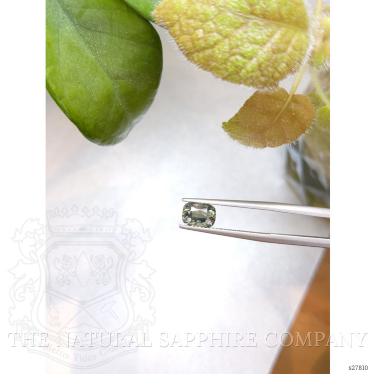 2.03 Ct. Green Sapphire from Ceylon (Sri Lanka)