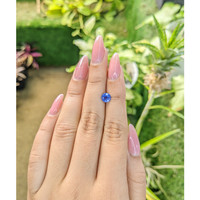 0.96 Ct. Blue Sapphire from Ceylon (Sri Lanka) Life Style